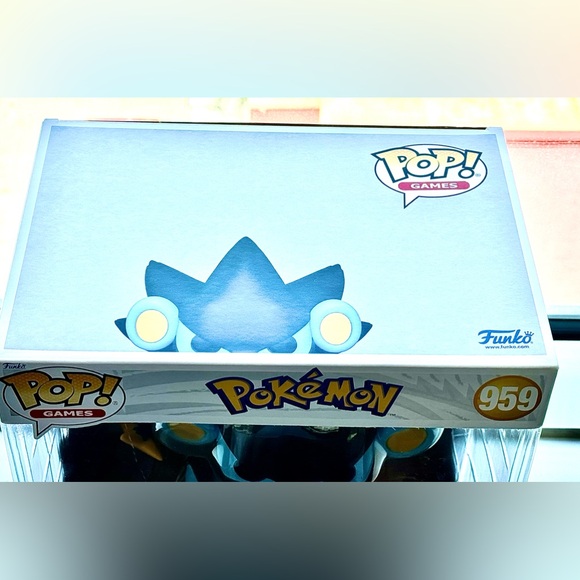 NWT - POKÉMON “Luxray” 959 Funko PoP! Vinyl 10” Figure - LIMITED EDITION - Picture 2 of 12